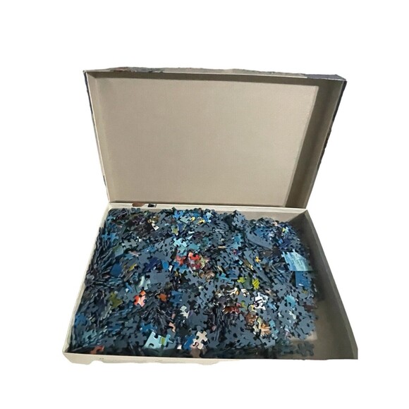 Ravensburger 2000 Piece Jigsaw Puzzle "Underwater" Colorful Fish Seascape - Picture 10 of 15